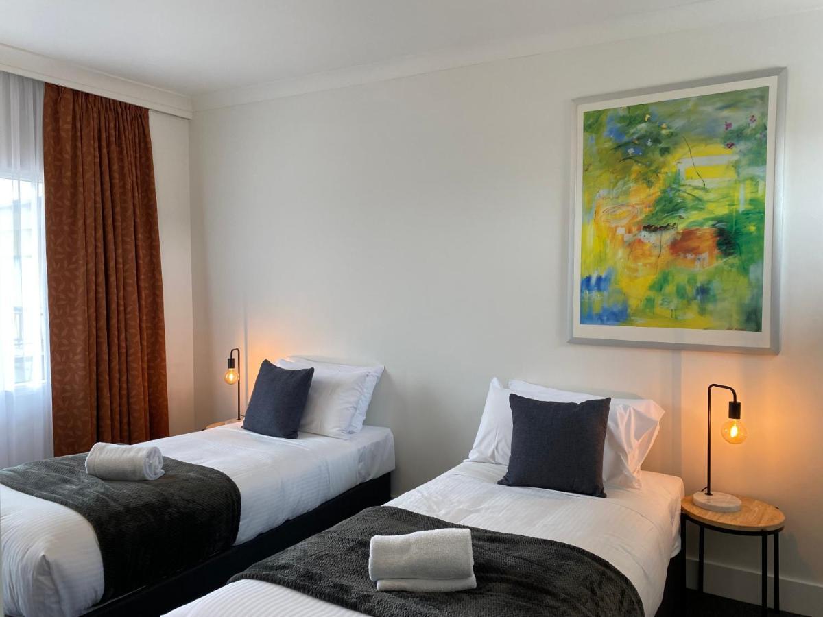 The Astor Hotel Motel Goulburn Exterior foto