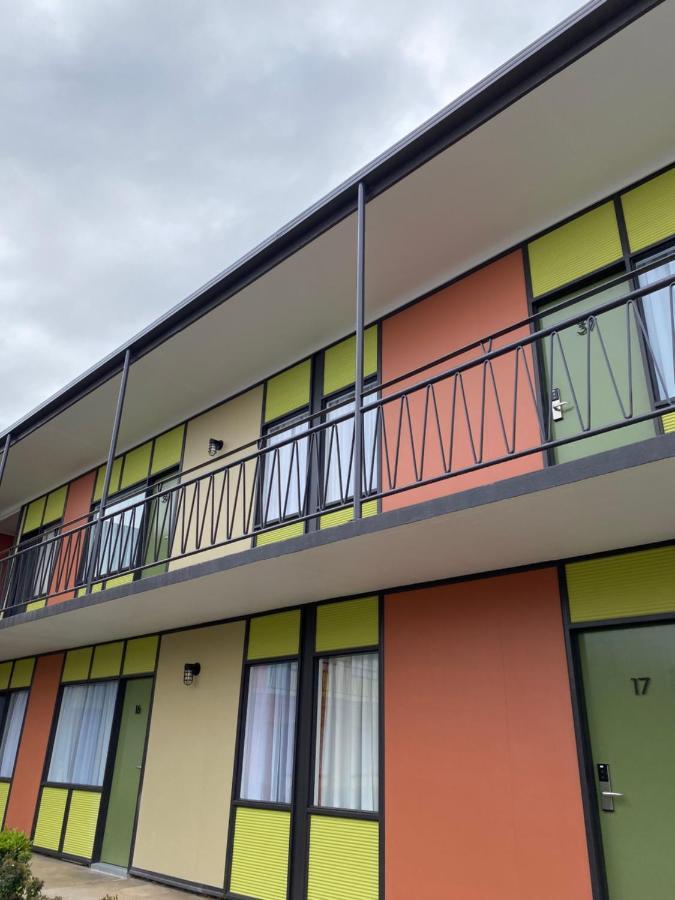The Astor Hotel Motel Goulburn Exterior foto